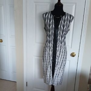 Calvin Klein Black and White Patterned Midi Dress